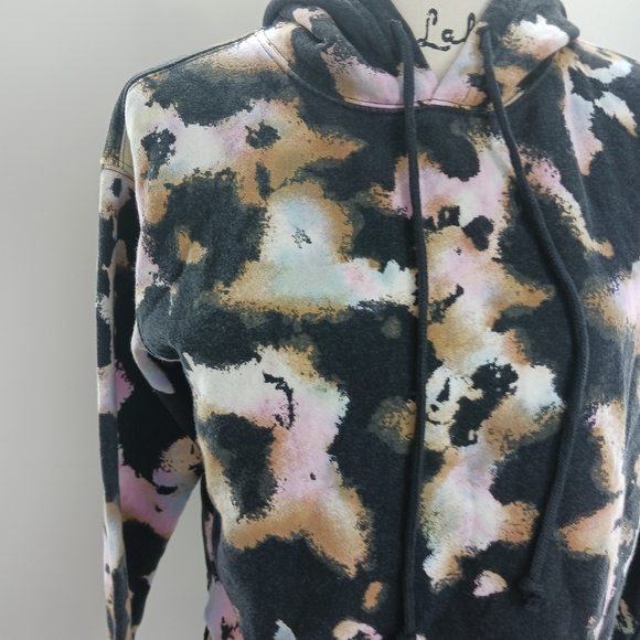 Wild Fable Cropped Hoodie Womens Tie Dye Fleece Black Athleisure Warm Winter - Picture 5 of 9